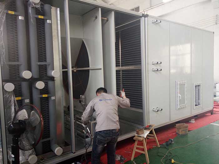 威海某大型化工企業兩臺10%濕度，40000風量2臺除濕機組